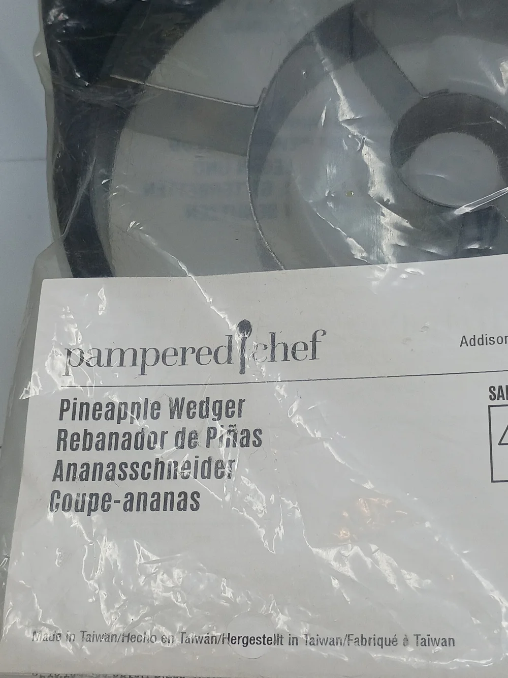 Pampered Chef Black Pineapple Wedger Slicer